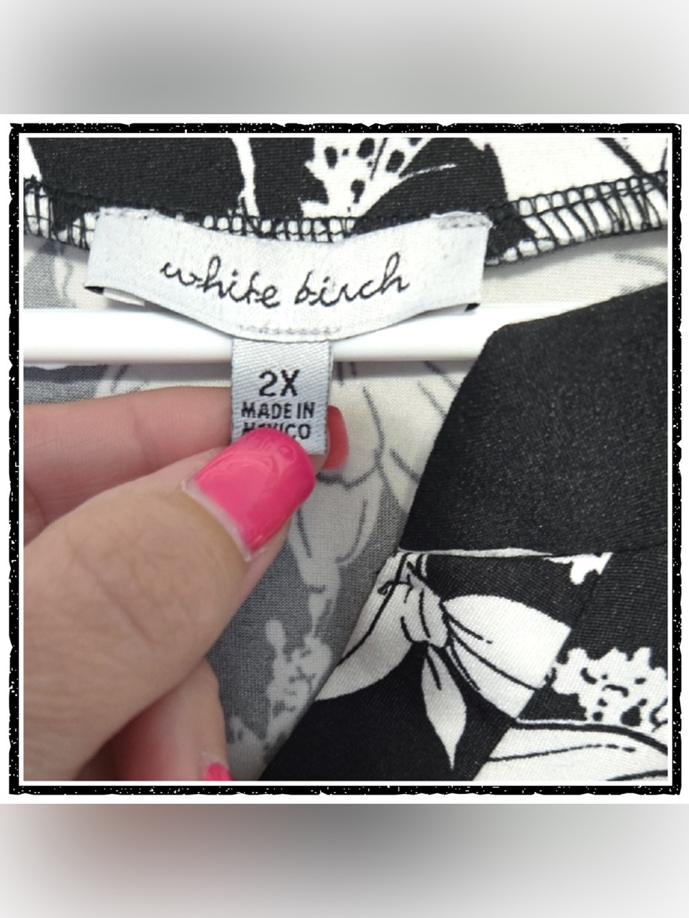 Black & White Floral V-Neck Long Sleeve Women's Top - Picture 4 of 5